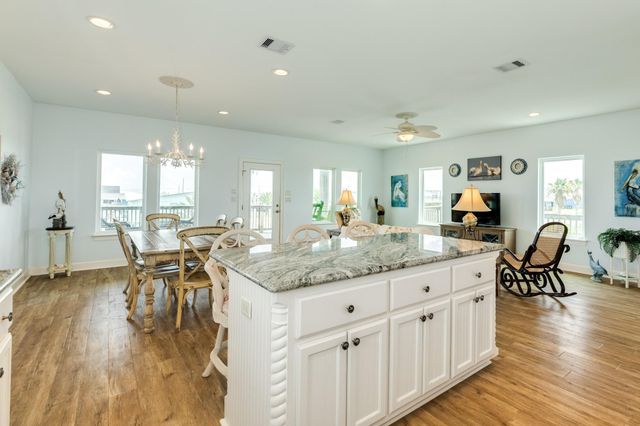 516 Treaty Drive, Surfside Beach, TX 77541