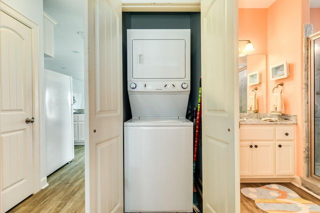 516 Treaty Drive, Surfside Beach, TX 77541