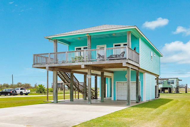 516 Treaty Drive, Surfside Beach, TX 77541