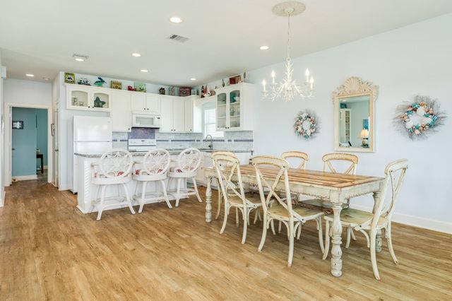 516 Treaty Drive, Surfside Beach, TX 77541