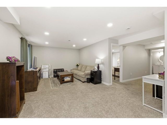3954 Heatherwood Cir, Johnstown, CO 80534