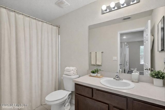 12784 VETERANS Court, Jacksonville, FL 32218