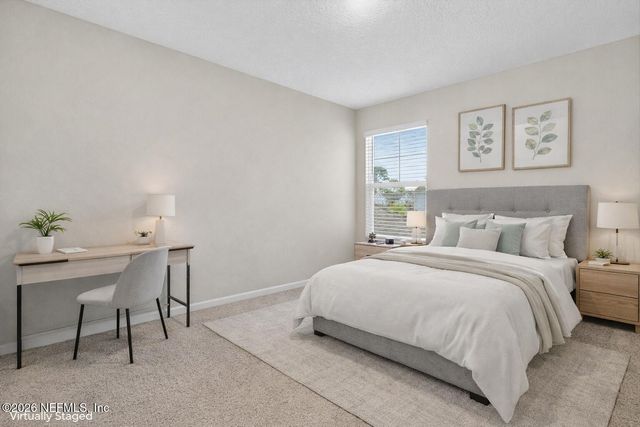 12784 VETERANS Court, Jacksonville, FL 32218