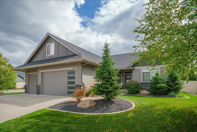 905 W Basalt Ridge Dr, Spokane, WA 99224