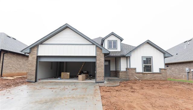 9212 NW 86th Street, Yukon, OK 73099