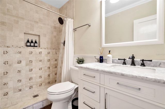 3002 W ALLINE AVENUE, Tampa, FL 33611