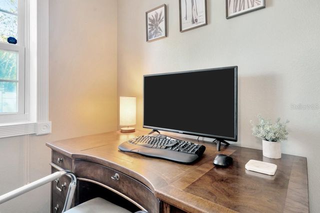 3002 W ALLINE AVENUE, Tampa, FL 33611