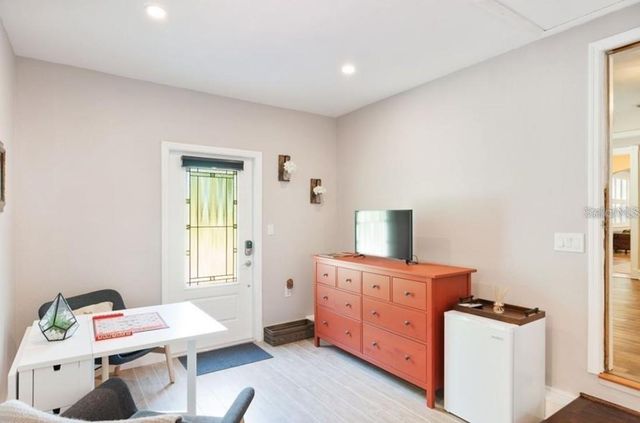 3002 W ALLINE AVENUE, Tampa, FL 33611