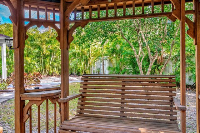 3002 W ALLINE AVENUE, Tampa, FL 33611