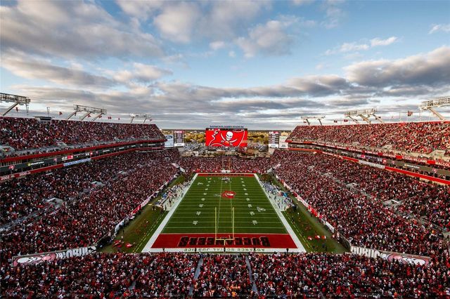 3002 W ALLINE AVENUE, Tampa, FL 33611