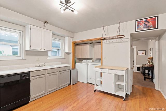 2115 W 31st Avenue, Denver, CO 80211