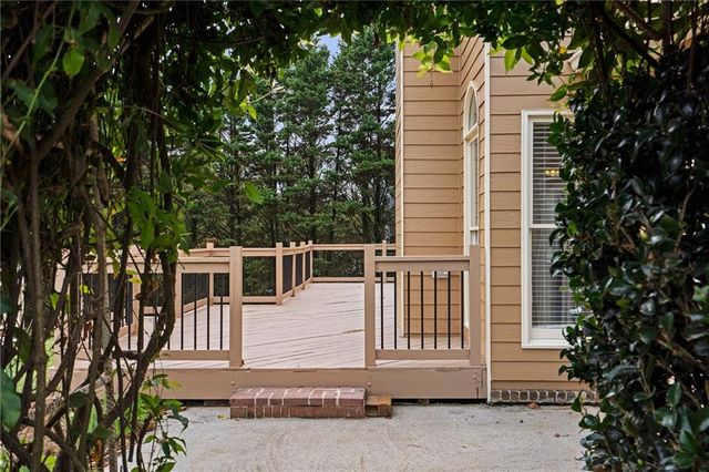 5015 Hyde Way, Cumming, GA 30040