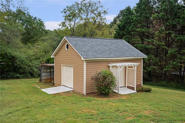5015 Hyde Way, Cumming, GA 30040