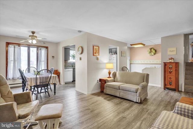 6104 JEFFERSON DR, Reading, PA 19606