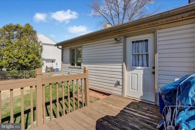 6104 JEFFERSON DR, Reading, PA 19606