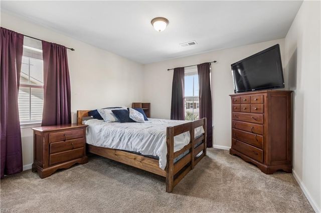 708 Canoe St, Chesapeake, VA 23323