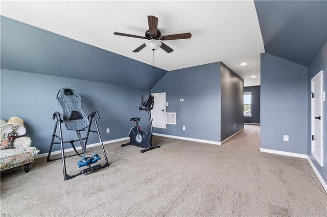 708 Canoe St, Chesapeake, VA 23323