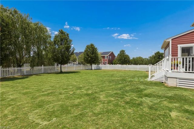 708 Canoe St, Chesapeake, VA 23323