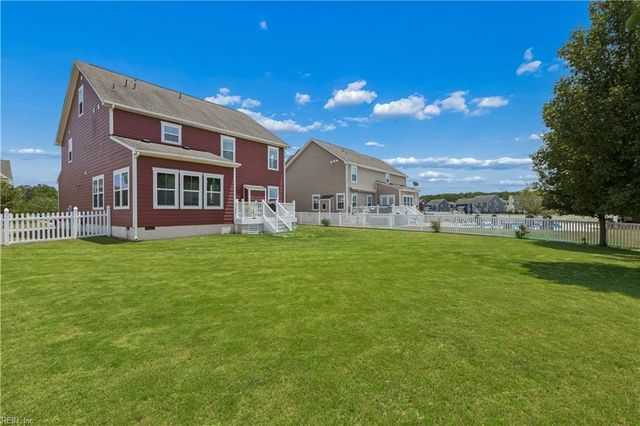 708 Canoe St, Chesapeake, VA 23323