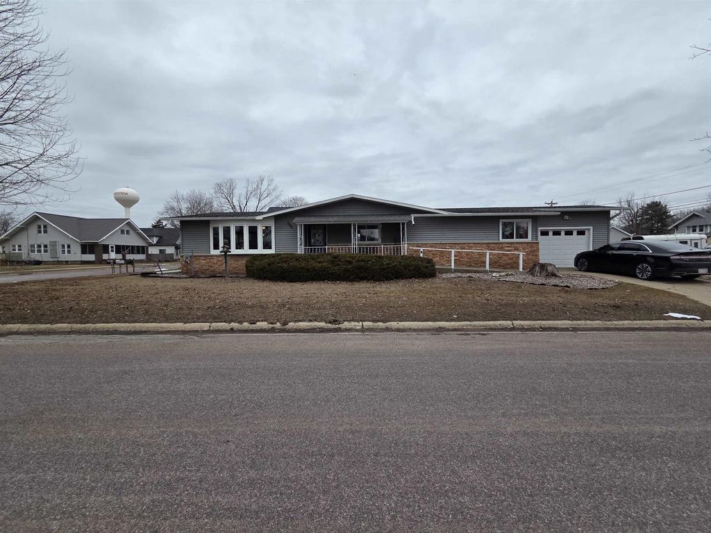 300 E Beech Street, Muscoda, WI 53573