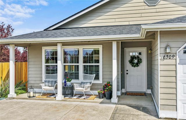 6309 105th Place NE, Marysville, WA 98270