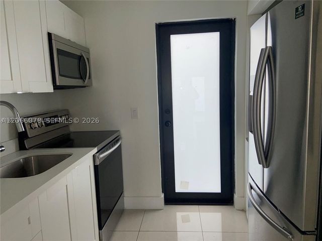 1765 Normandy Dr, Miami Beach, FL 33141