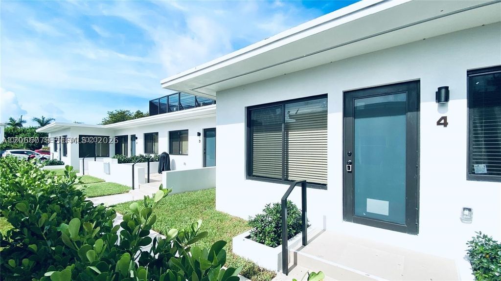 1765 Normandy Dr, Miami Beach, FL 33141