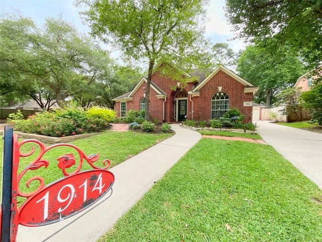 1914 Windy Park Drive, Houston, TX 77339