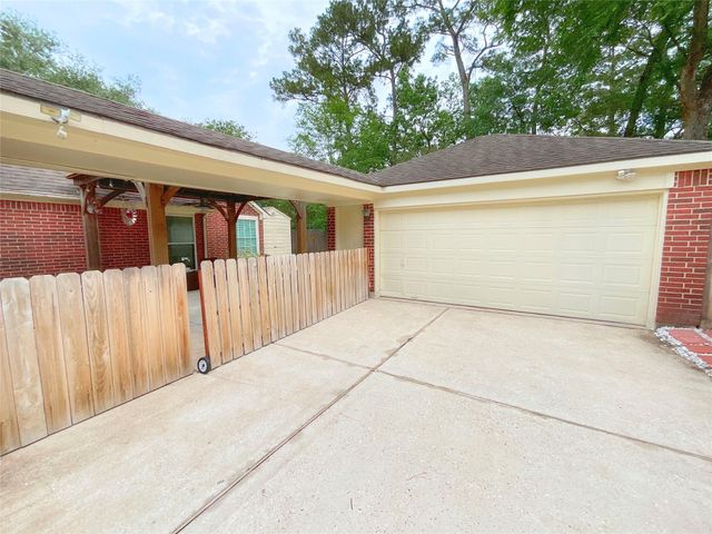 1914 Windy Park Drive, Houston, TX 77339