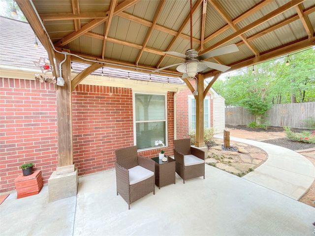 1914 Windy Park Drive, Houston, TX 77339