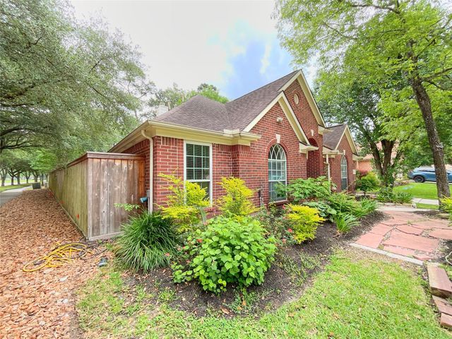 1914 Windy Park Drive, Houston, TX 77339