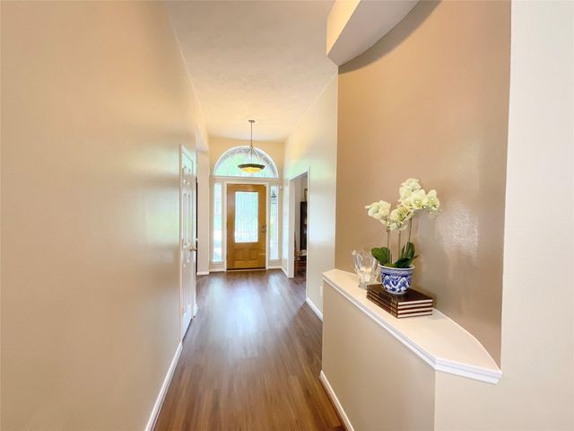 1914 Windy Park Drive, Houston, TX 77339