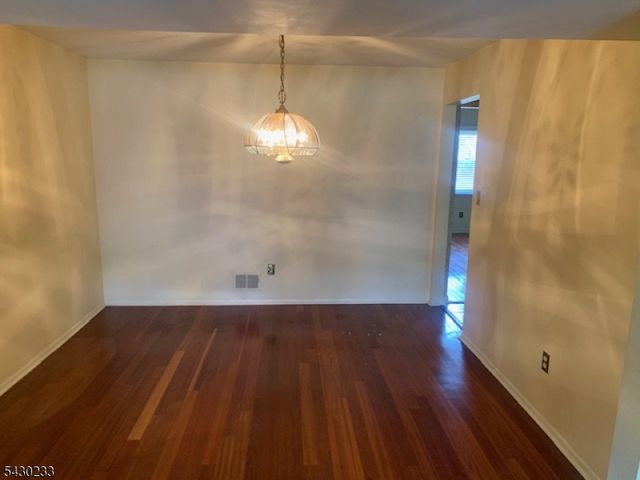 4 Wareham Ct, Scotch Plains Twp., NJ 07076