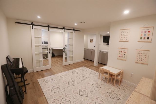 6 Honey Lane, Bridgewater, MA 02324