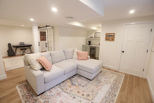 6 Honey Lane, Bridgewater, MA 02324