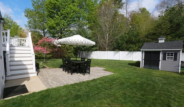 6 Honey Lane, Bridgewater, MA 02324