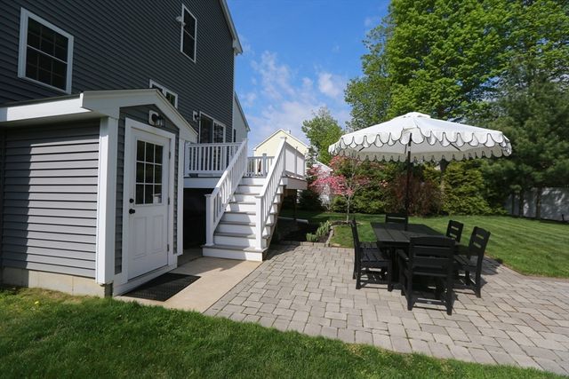 6 Honey Lane, Bridgewater, MA 02324