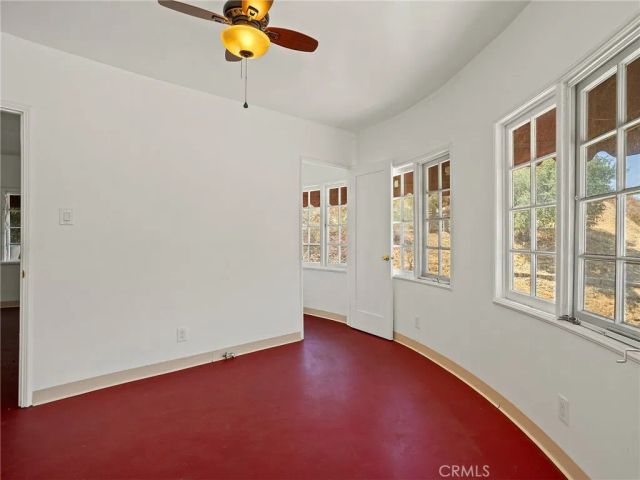 8618 La Tuna Canyon Road, Sun Valley, CA 91352