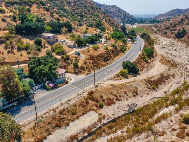 8618 La Tuna Canyon Road, Sun Valley, CA 91352