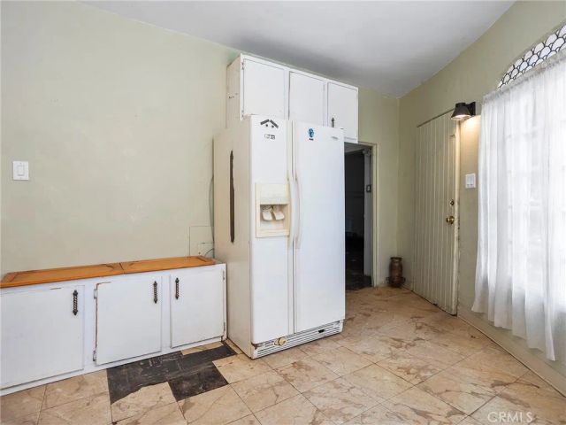 8618 La Tuna Canyon Road, Sun Valley, CA 91352