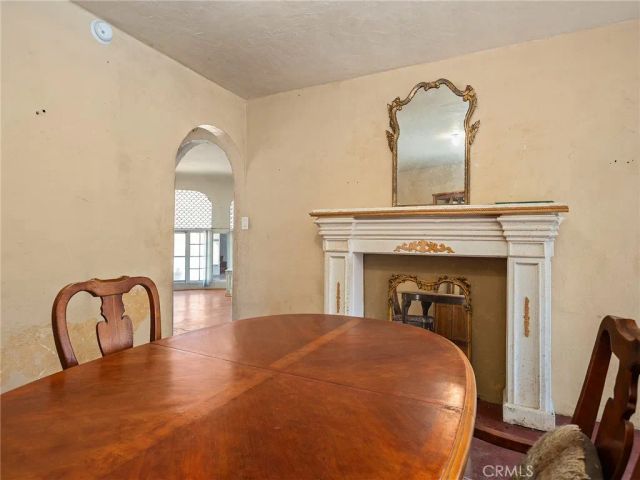 8618 La Tuna Canyon Road, Sun Valley, CA 91352