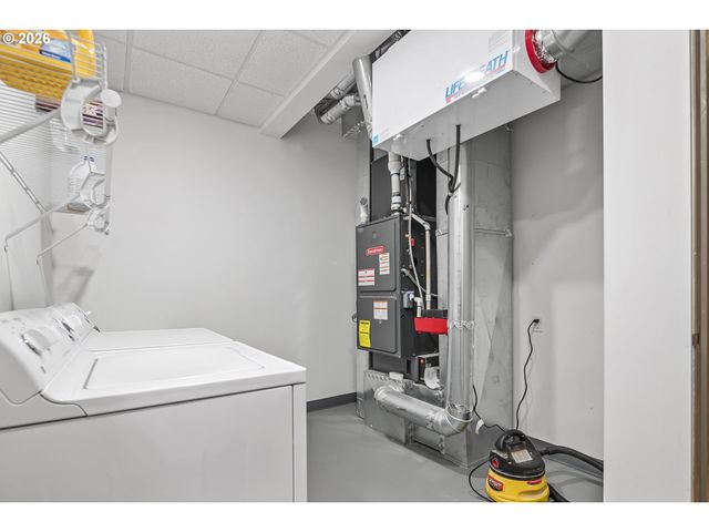 3741 Sw Sweetbriar Dr, Portland, OR 97221