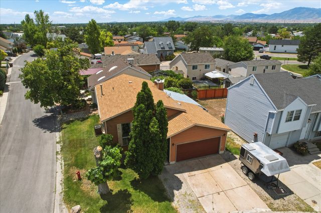 4631 W DUNSMOORE WAY, Salt Lake City, UT 84120