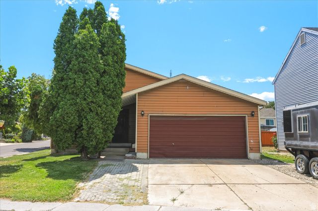 4631 W DUNSMOORE WAY, Salt Lake City, UT 84120