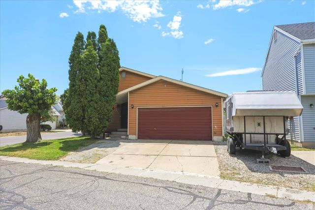 4631 W DUNSMOORE WAY, Salt Lake City, UT 84120