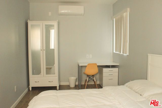 1259 W 36th Place, Los Angeles, CA 90007