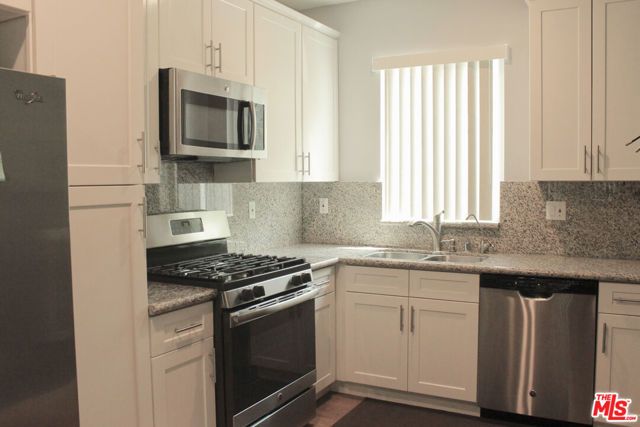 1259 W 36th Place, Los Angeles, CA 90007