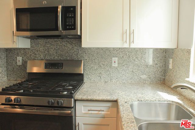 1259 W 36th Place, Los Angeles, CA 90007