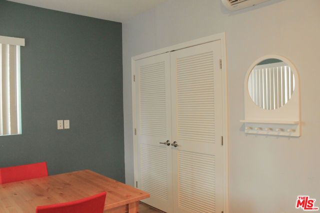 1259 W 36th Place, Los Angeles, CA 90007