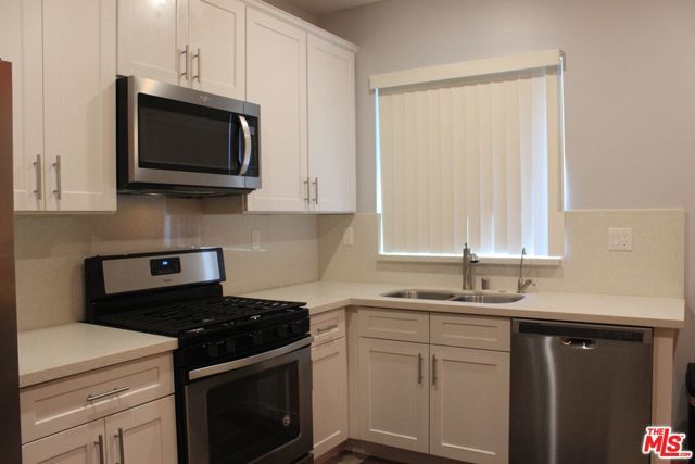 1259 W 36th Place, Los Angeles, CA 90007
